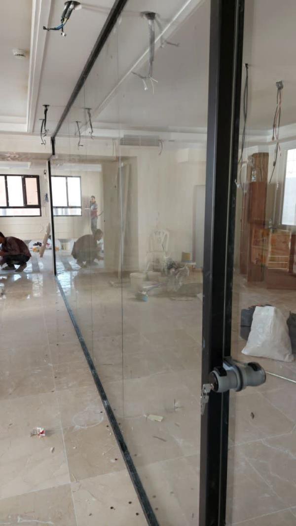 پارتیشن شیشه ایی