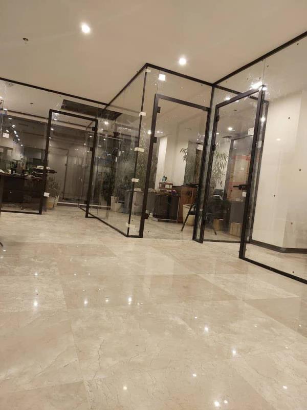 پارتیشن شیشه ای 
