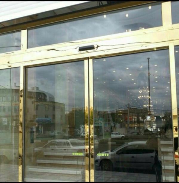 درب برقی شیشه ایی