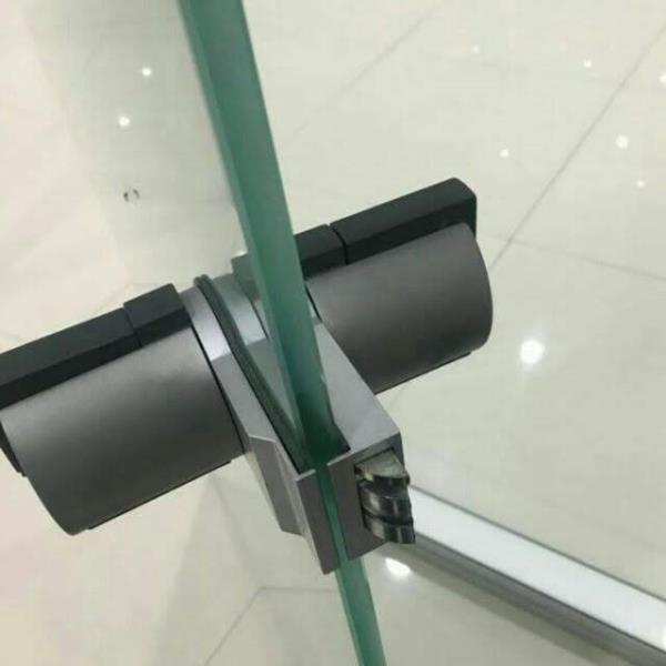 فروش یراق آلات پارتیشن