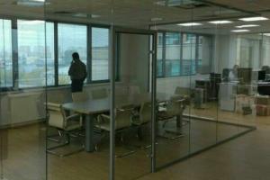 پارتیشن شیشه ایی