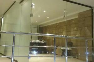 پارتیشن شیشه ایی  فریم لس