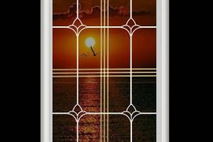 پنجره دکوراتیو شیشه