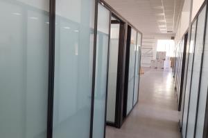 پارتیشن شیشه ایی  فریم لس