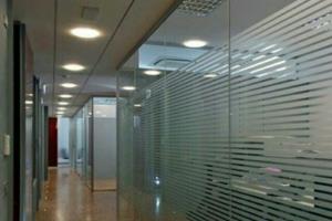 پارتیشن شیشه ایی 