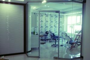 پارتیشن شیشه ایی