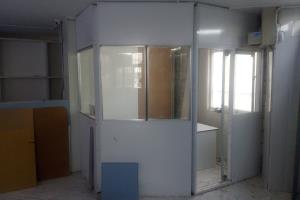 قفسه داروخانه