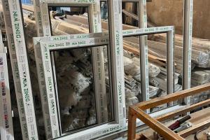 درب و پنجره دوجداره