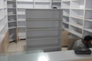 قفسه داروخانه